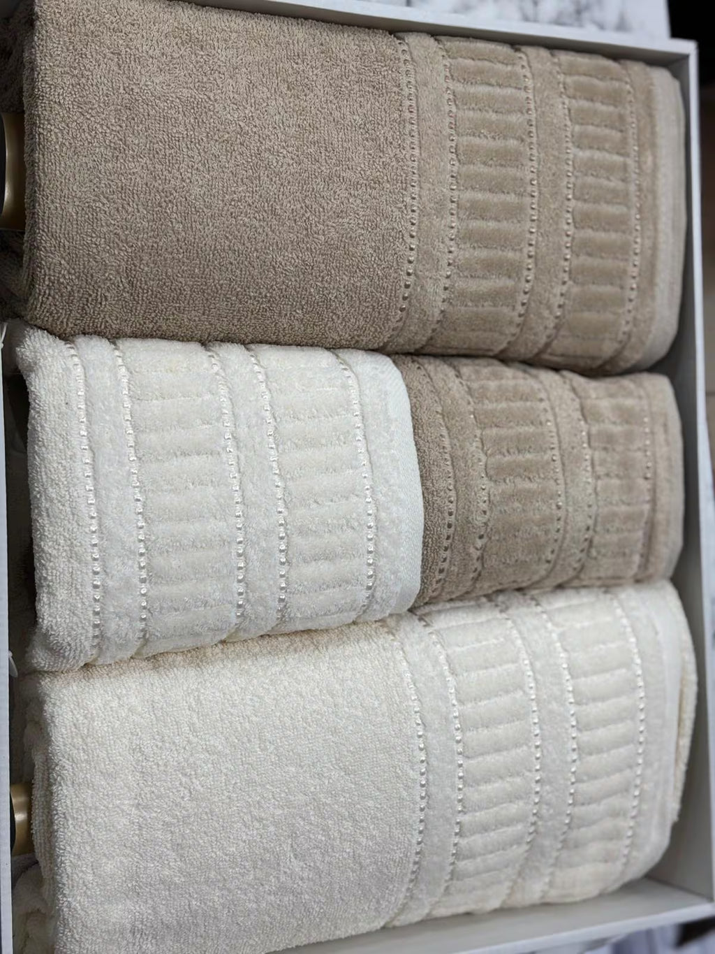 Luxury Turkish Cotton Towel Set 4 Piece Bathroom Set Cream and Beige 2 Bath Towels 2 Hand Towels Soft Hotel Quality Spa Gift