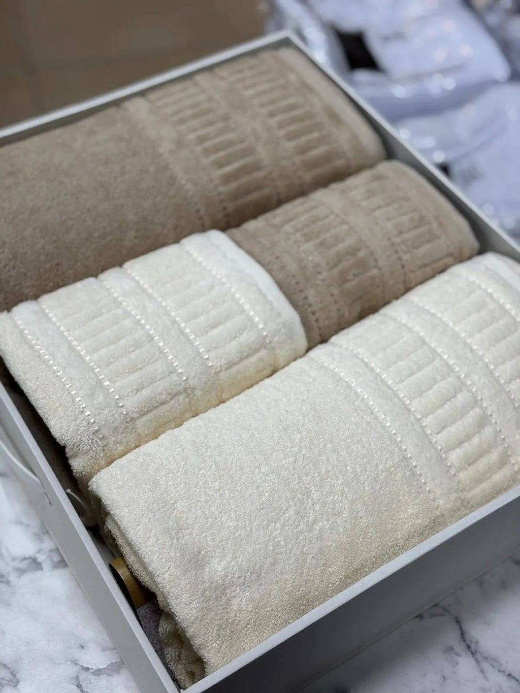 Luxury Turkish Cotton Towel Set 4 Piece Bathroom Set Cream and Beige 2 Bath Towels 2 Hand Towels Soft Hotel Quality Spa Gift