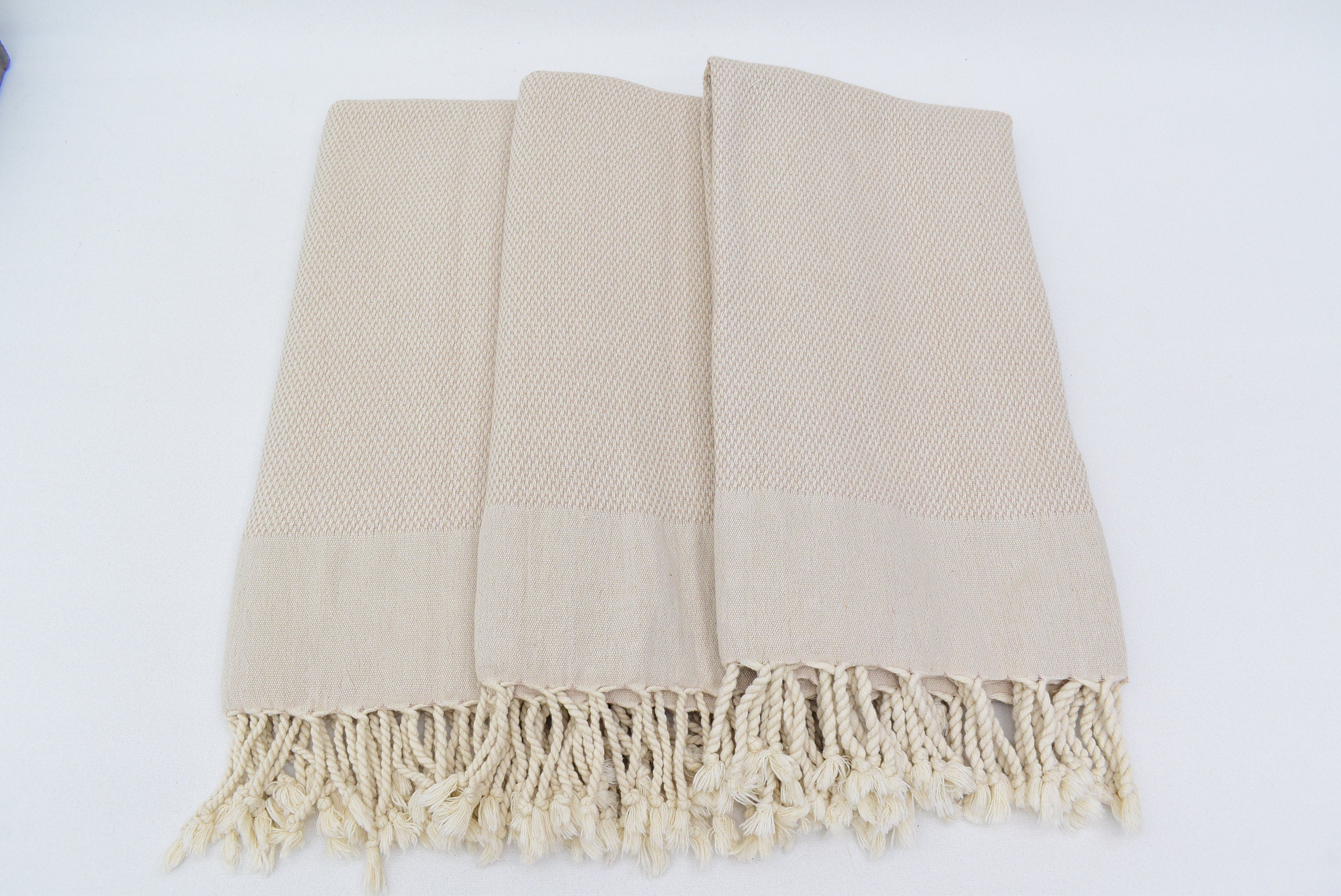 Luxurious Beige Turkish Towel 40X66 - Organic Cotton Bath Towel for Beach, Spa, Sauna, Home Decor - Lightweight Decorative Gift Towel