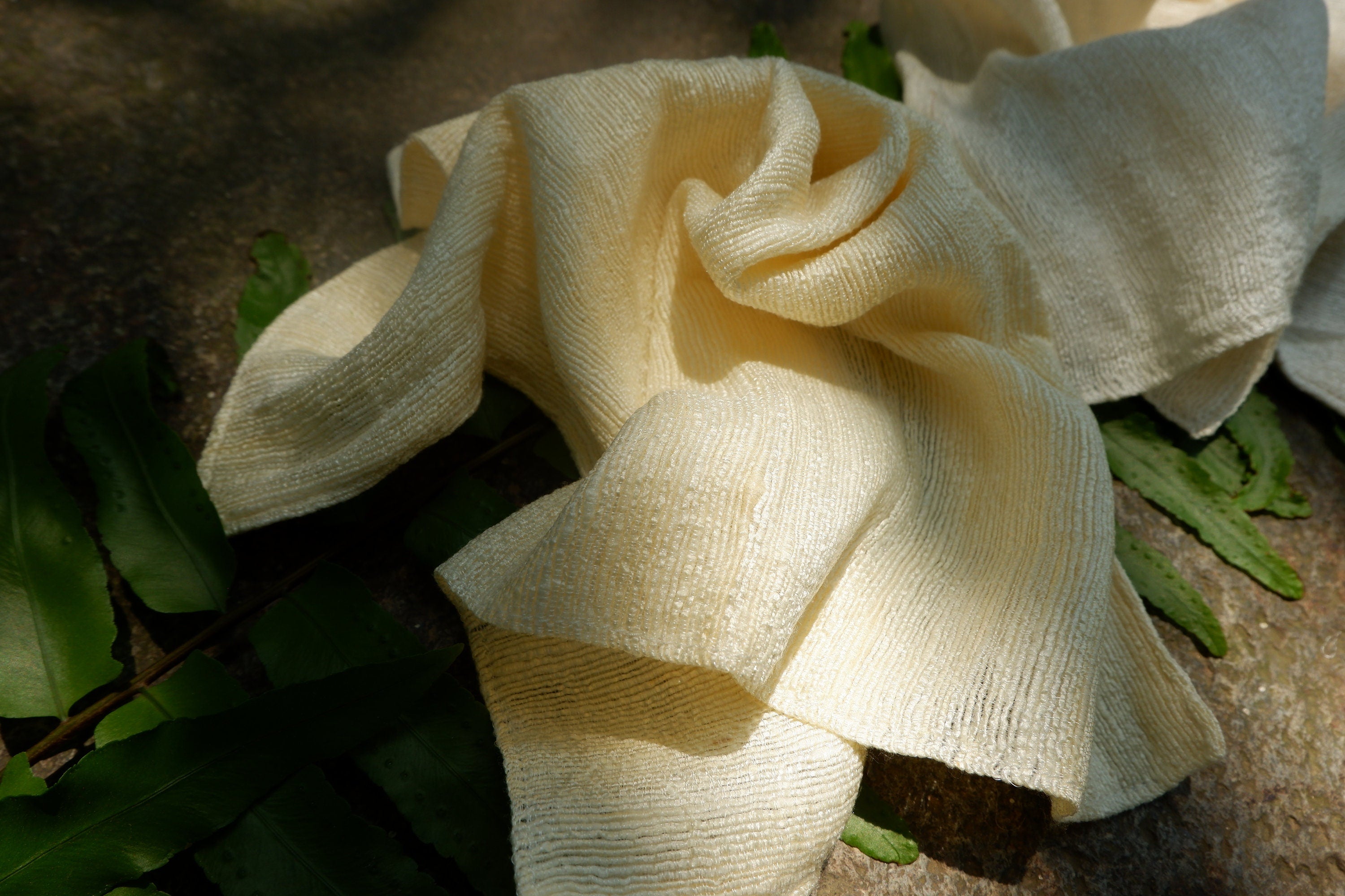100% Natural Mulberry Handwoven Silk Face Towel/Organic Vietnamese Wash Cloth for Sensitive Skin/Raw Silk Face Cloth for Babies